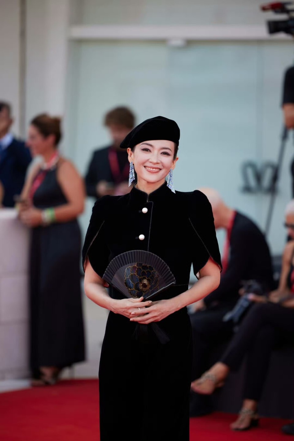 看了电影节的章子怡,才知道啥叫皮相骨相双绝_腾讯新闻