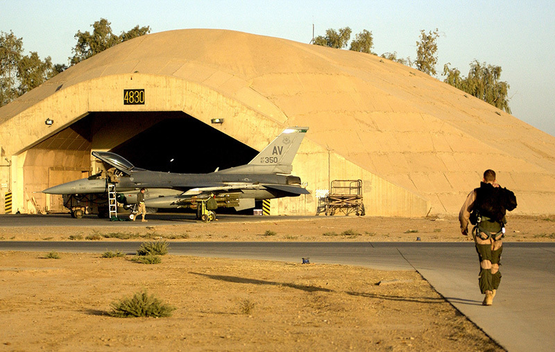 嫌f16死得不够快美国建议乌克兰造水泥机堡替俄军省事了