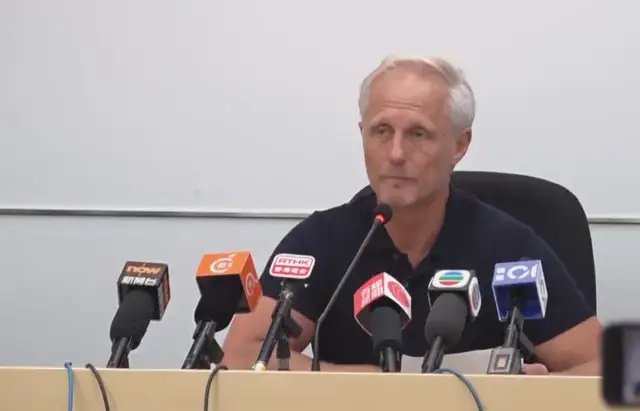 收到"无法拒绝"的邀请,中国香港主帅安德森宣布辞职