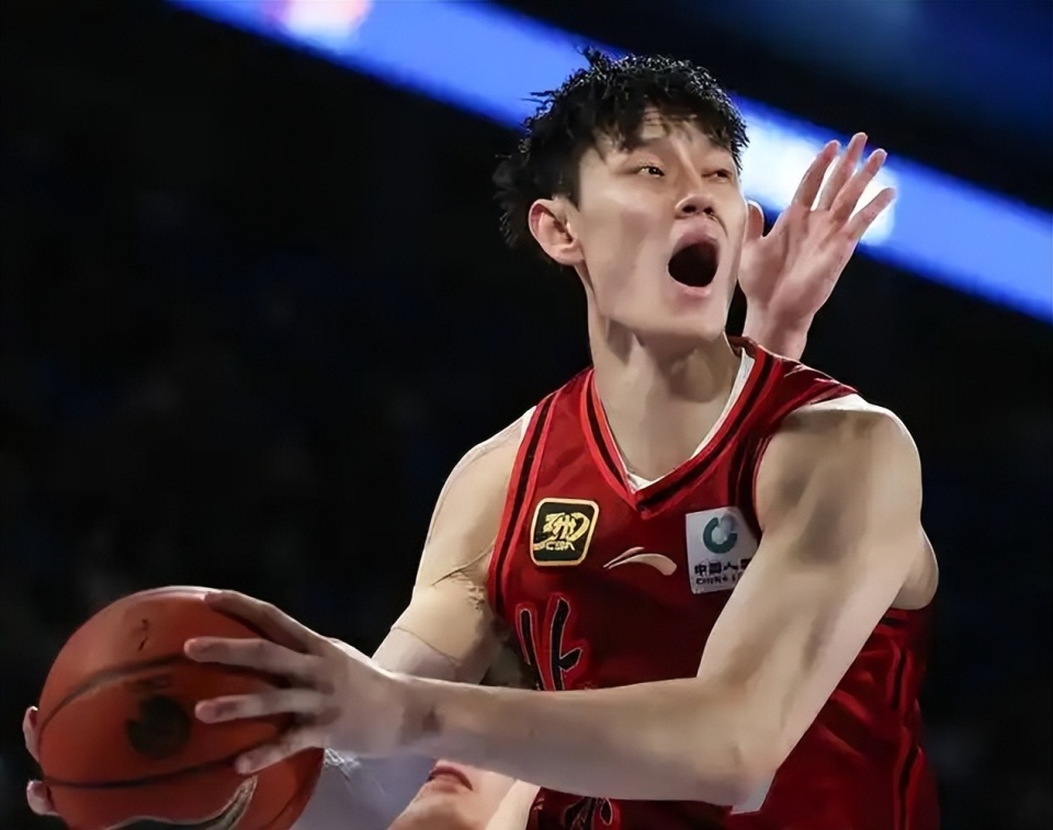 中国 バスケットボール CBL 北京ダックス ホーム ユニフォーム 曾凡博 曝曾凡博为篮网出战中国赛！一旦去NBA打球，将影响北京首钢争冠-腾讯新闻