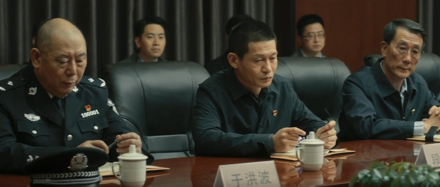 《扫黑风暴》电影版口碑爆炸!这是你能在影院看的最后一部扫黑片