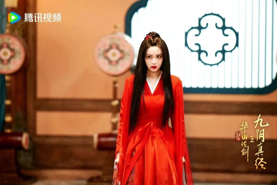 《九阴真经》热播！陈都灵孟子义搭档，白月光师母与美强惨徒弟太吸睛_腾讯新闻