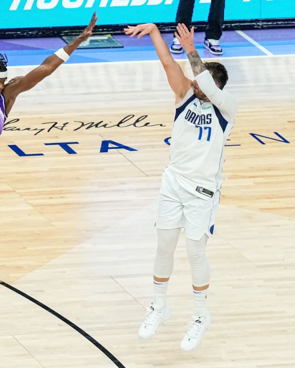 议起复盘天神下凡的东契奇包夹还是不包夹这是个问题