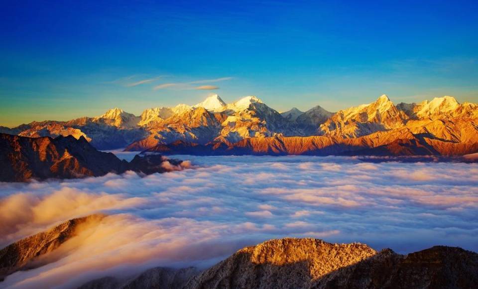 去云峰山看"中国最美桢楠林"  四川荥经县推出多条夏季旅游精品路线