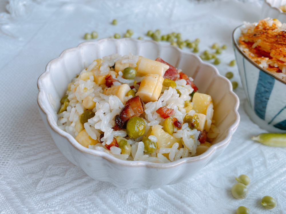 立夏,建议吃"野米饭",带锅巴口感好,补充营养好处多,安稳入夏