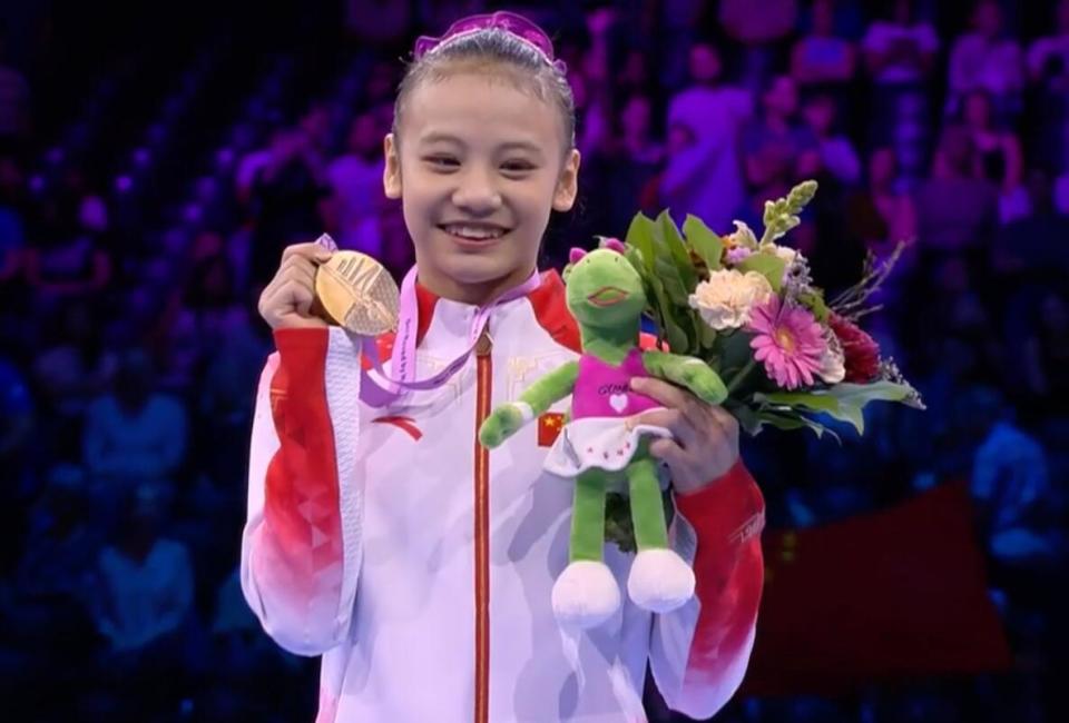 体操世锦赛邱祺缘高低杠险胜非洲黑马摘金 刘洋男子吊环时隔九年再