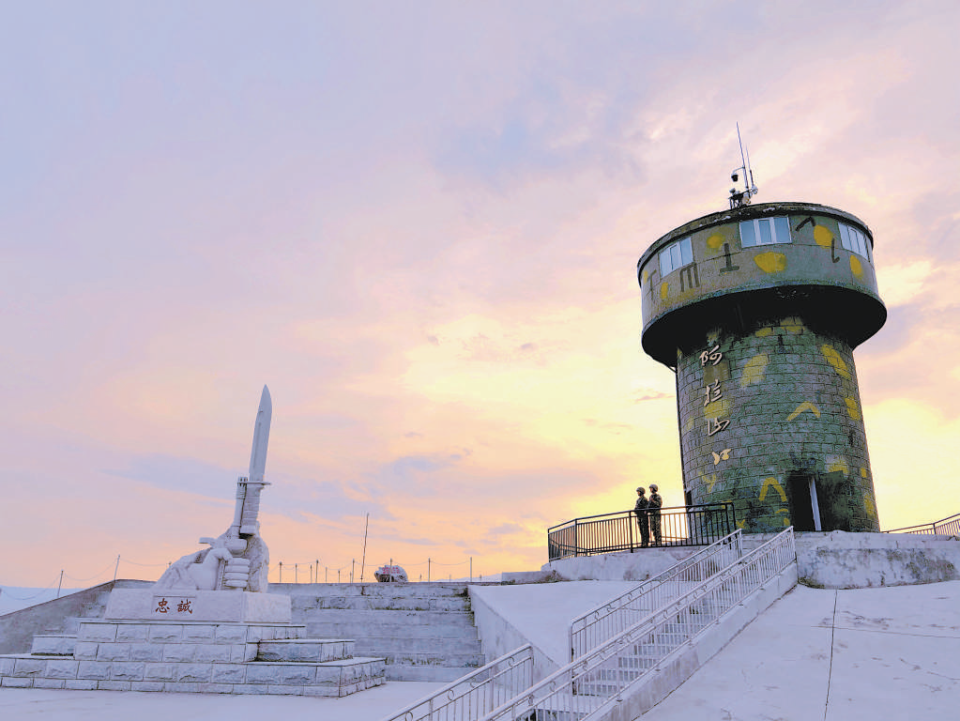 阿拉山口边防连——大风起兮,我自岿然不动_腾讯新闻
