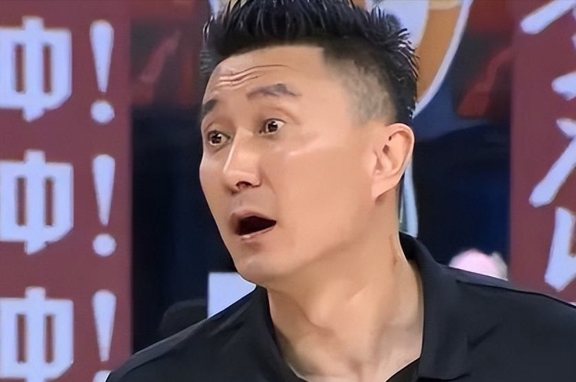 宏远3消息徐杰最新伤情出炉威姆斯遭球迷辱骂杜锋当场发飙