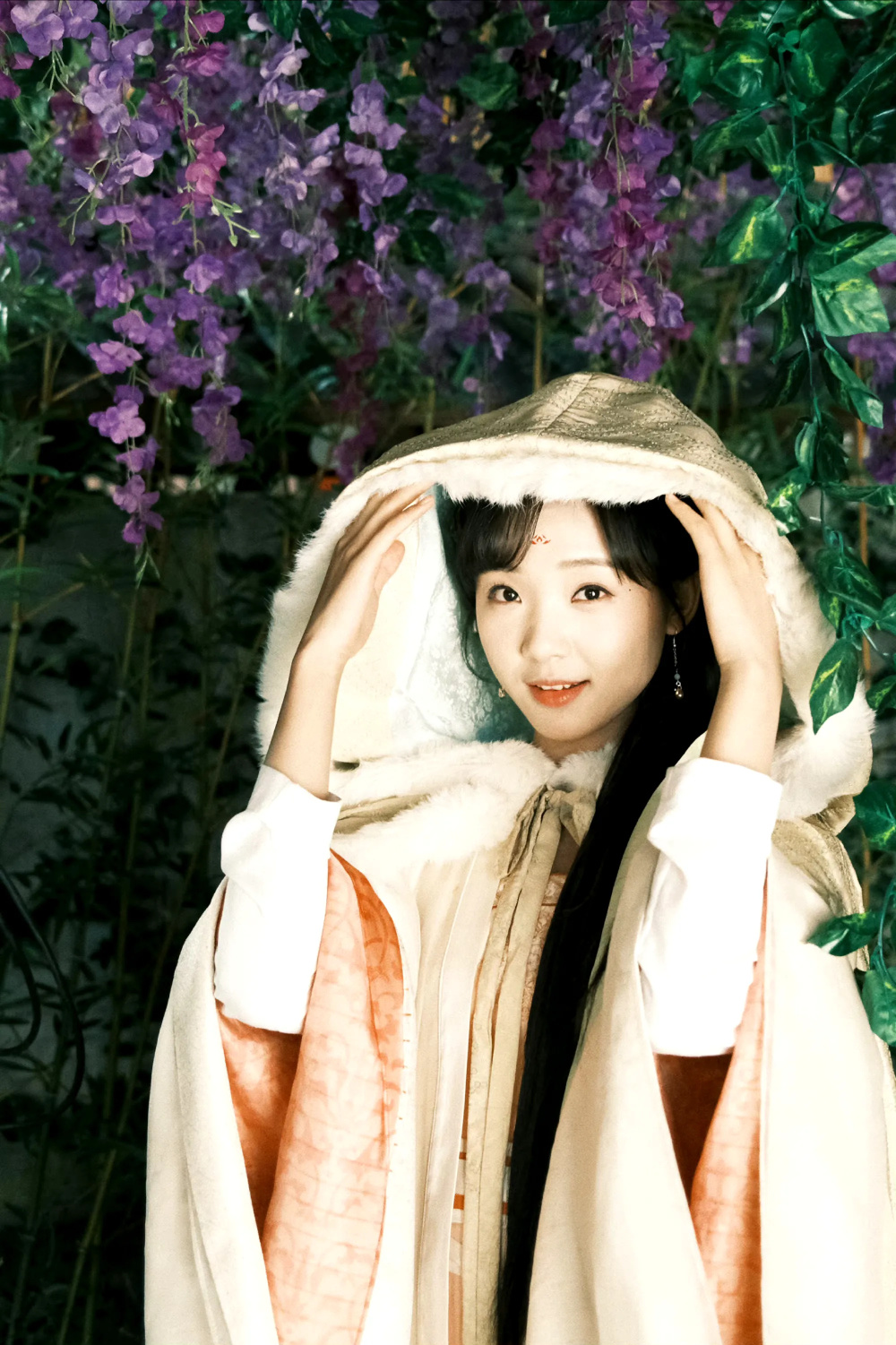 女演员氛围感有多重要,看吕小雨演风月变和亲爱的天狐大人 就知道_腾