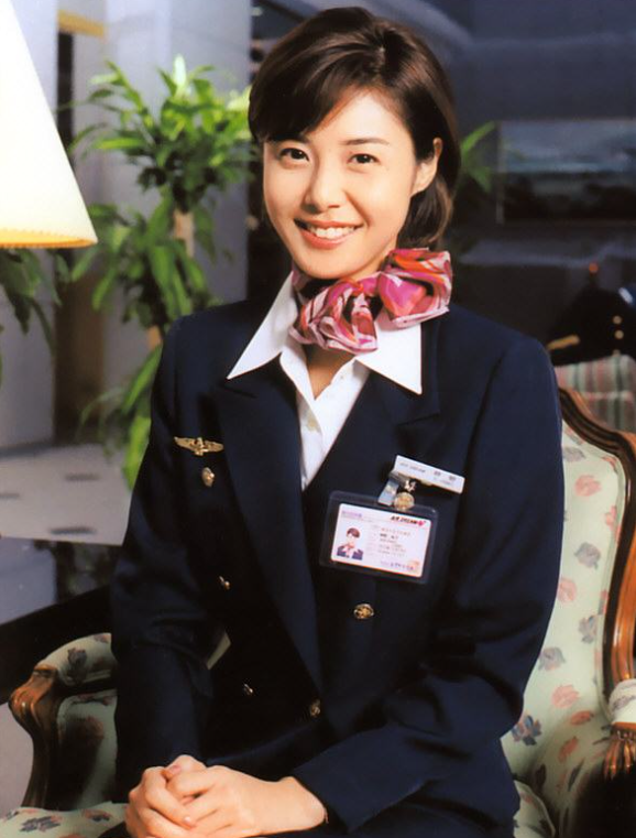 49岁松岛菜菜子与丈夫约会甜似初恋反町隆史双颊凹陷一脸沧桑