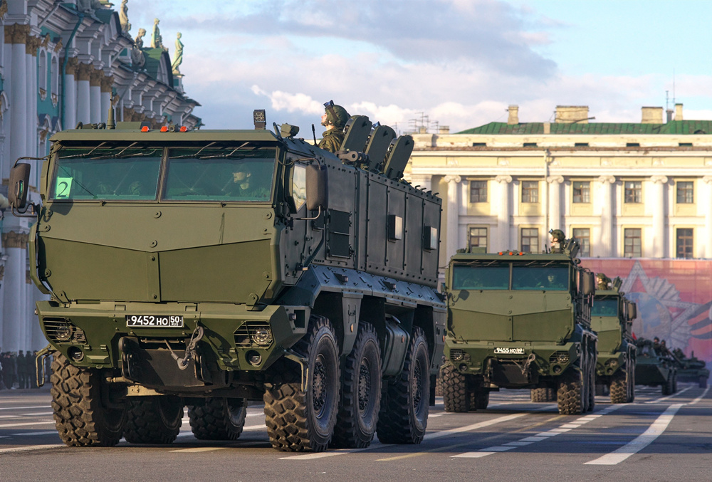 俄罗斯卡马斯63968台风防雷反伏击车