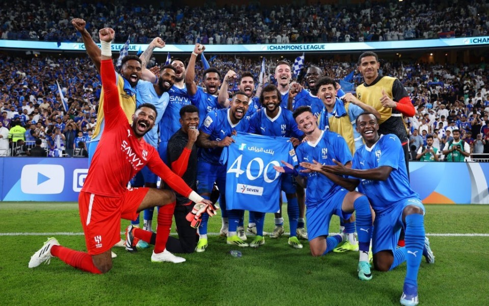 联赛开打前,他们已经取得了恐怖的28连胜,创造了世界足坛新的连胜纪录