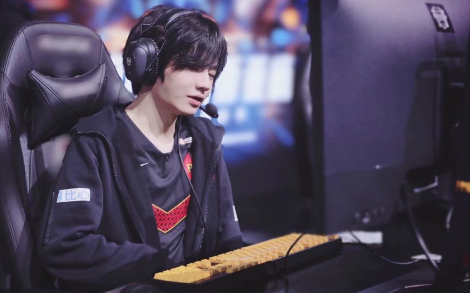 面相女生化,神似miss,希然公布择偶标准_腾讯新闻