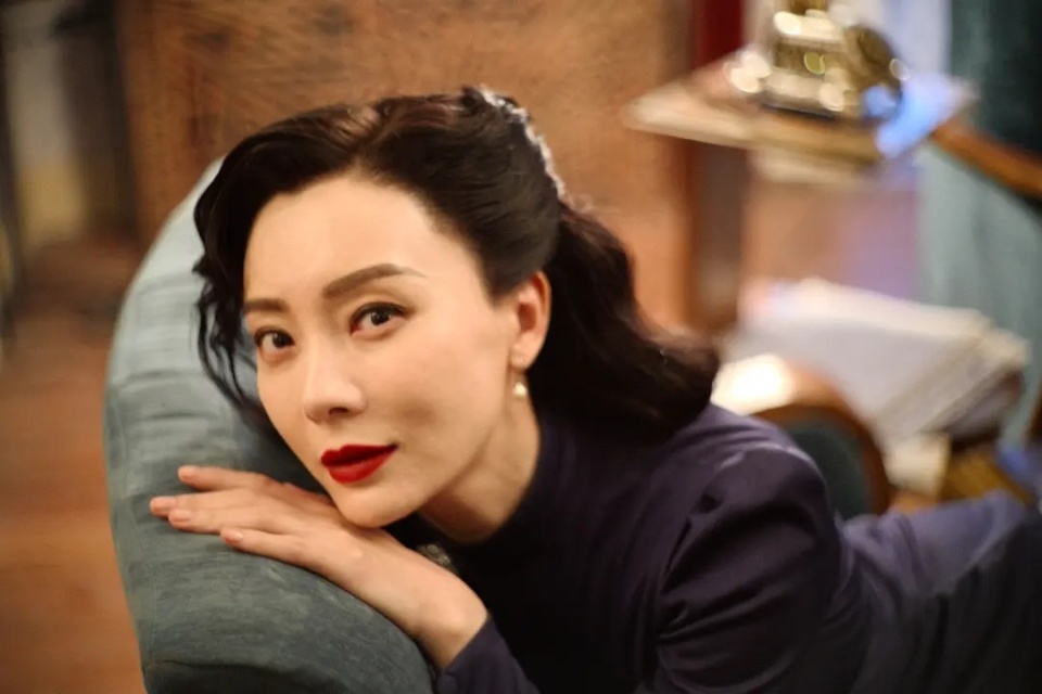 除了在电视剧中,有很不错的表演,这两年,陈数的电影作品也不少,包括在