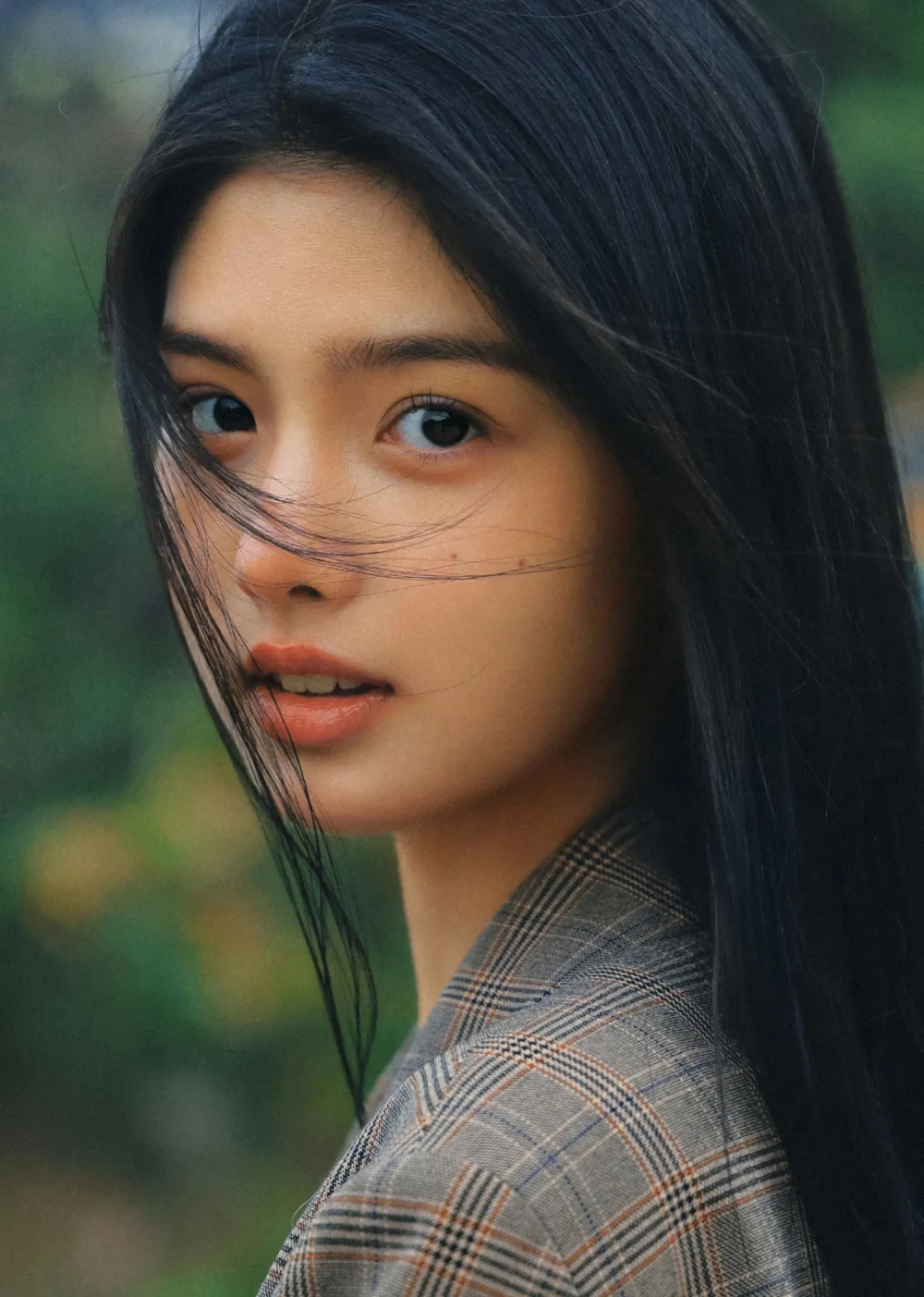 《墨雨云间》艾米:童星出身,颜值碾压吴谨言,16岁不