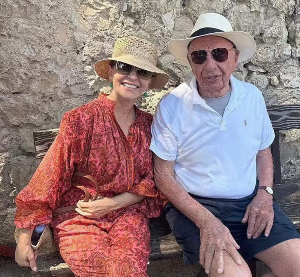 5次结婚6个孩,93岁传媒大亨默多克娶67岁生物学家,邓文迪做媒