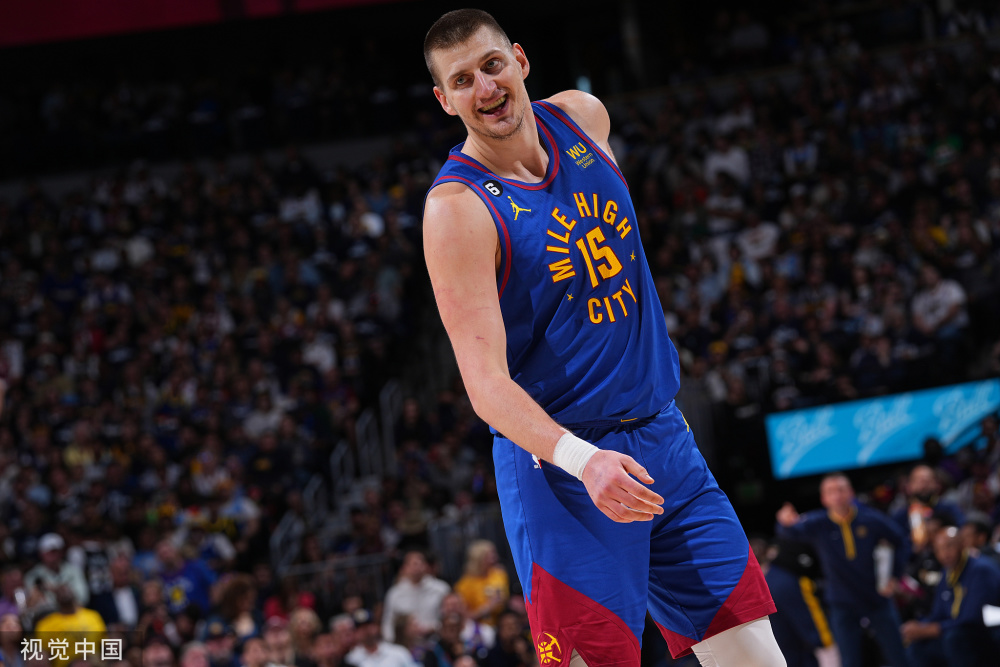 约基奇2419助掘金射日内线拼抢完爆艾顿快攻隔扣杜兰特