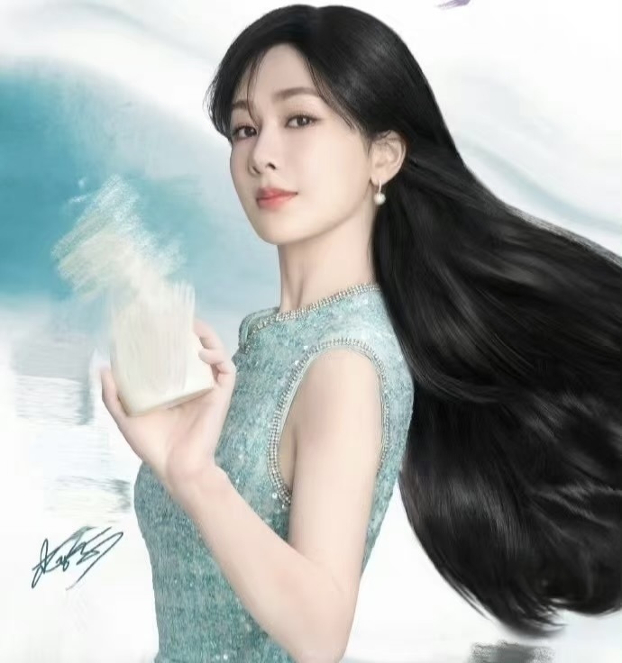 杨紫摊上事了!戴假发拍洗发水广告,被质疑虚假宣传_腾讯新闻