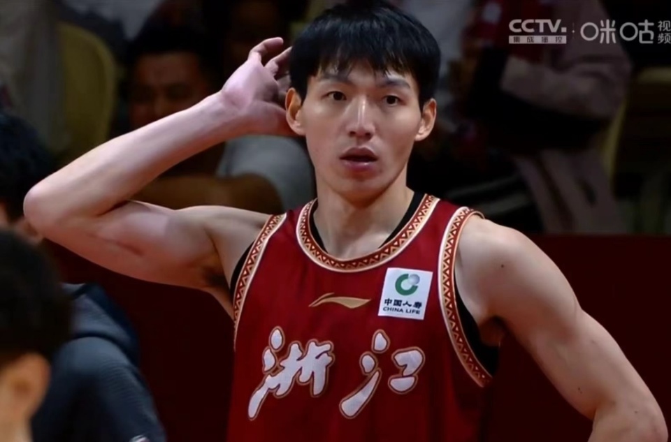 浙江男篮12分力克广厦陆文博178吴前114胡金秋1911