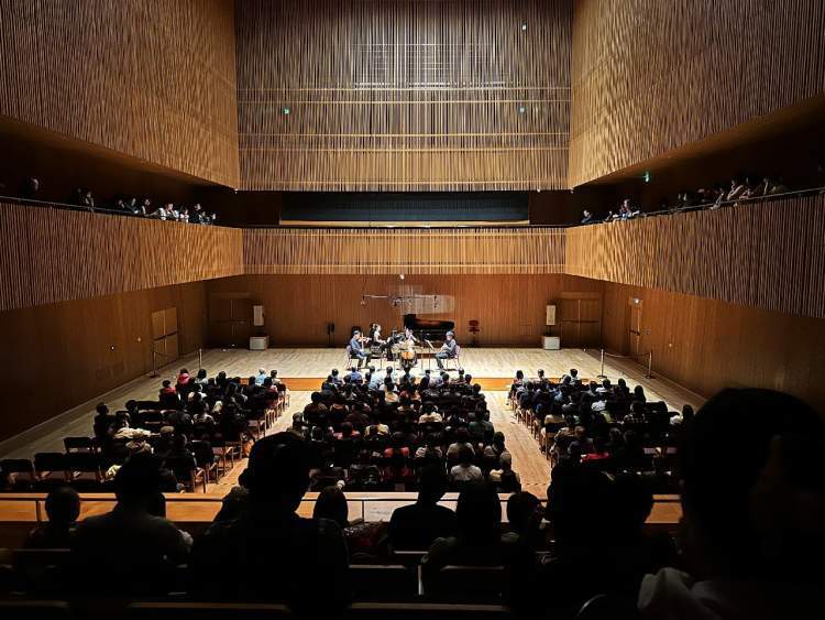 在上海交响音乐厅赏"阳春白雪"_腾讯新闻