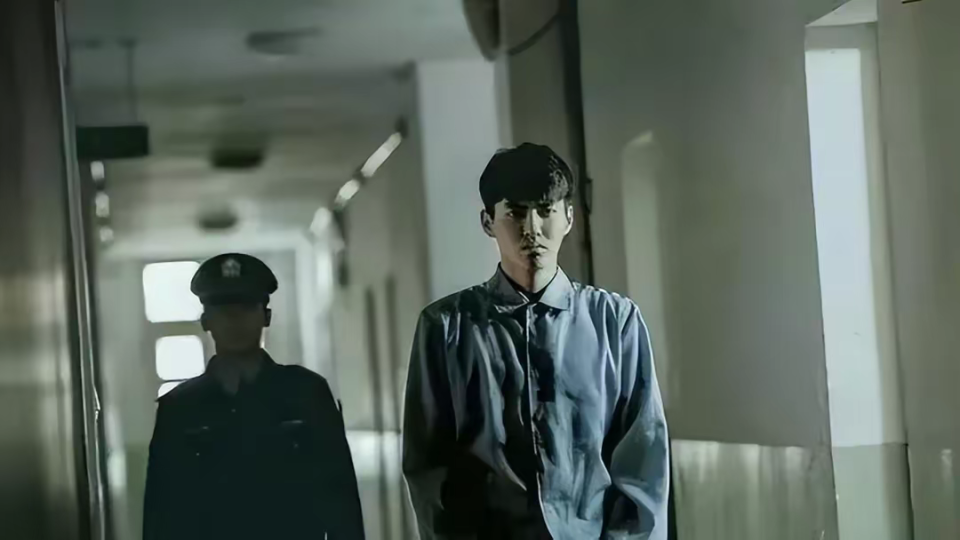 吴亦凡近况曝光!知情人称他创作正能量歌曲,还参加文艺汇演