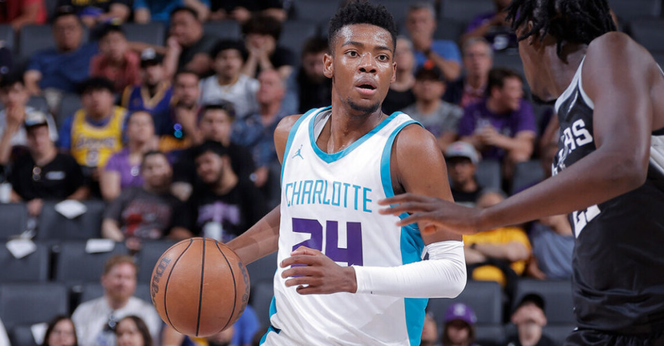 一家欢喜一家愁文班亚马首秀创造nba纪录火箭四号秀报销了