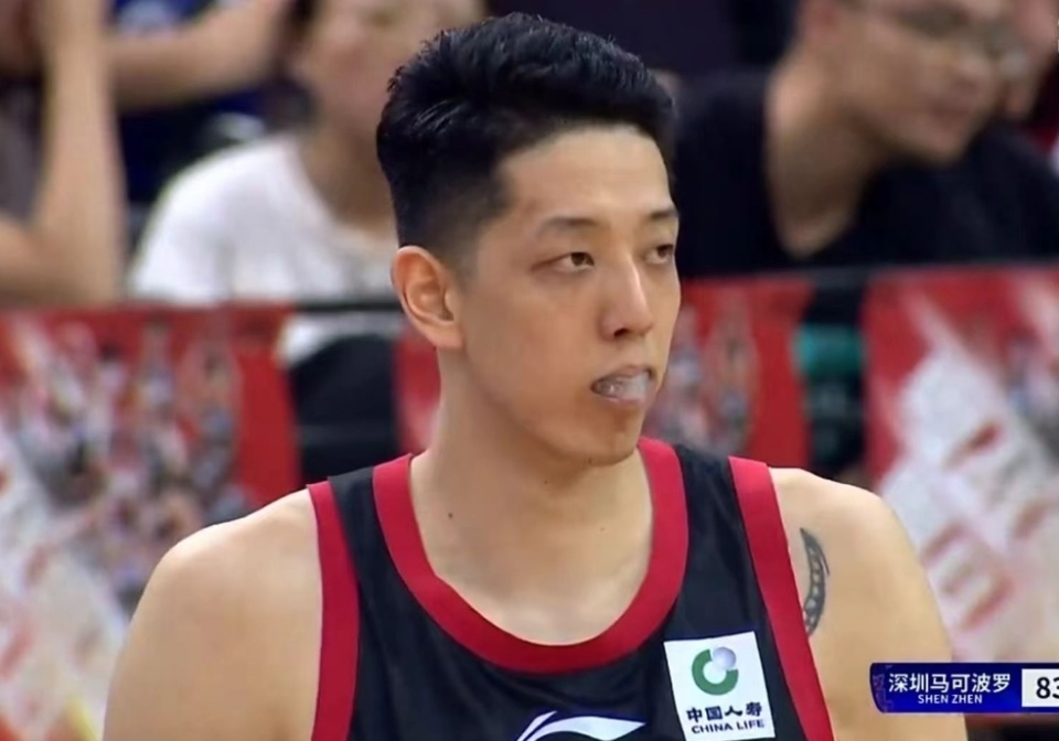 山东男篮不敌深圳沈梓捷1665贺希宁26分高诗岩空砍217