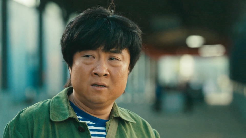 所以当大家看到这部《乘风踏浪》的演员表中有这么多喜剧人时,难免会