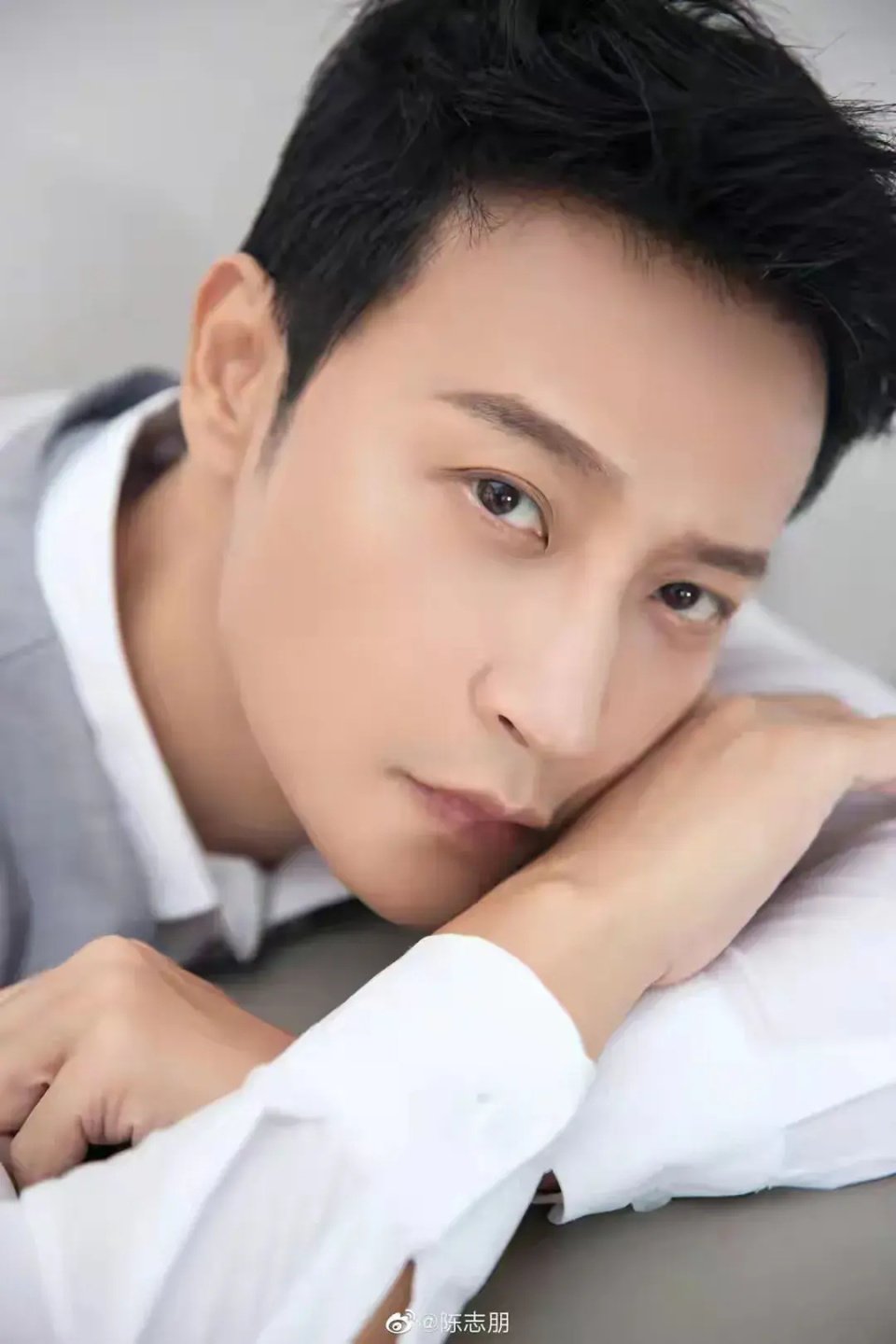 陈志朋:被大师损事业,视"人妖"为笑话,被嘲不红却自认顶流_腾讯新闻