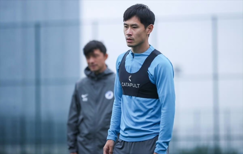 2-0！大连人终止11轮不胜＋晋级，10号外援世界波，谢晖保留实力-大连人新外援曼巴