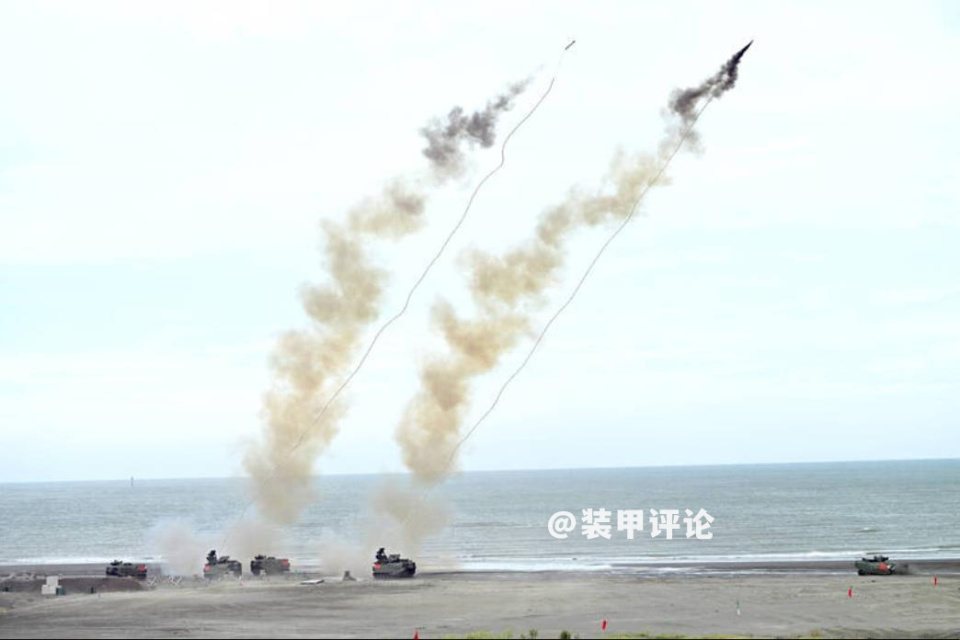 mod1扫雷套件,用mk22 mod4火箭发射排雷索爆破排雷