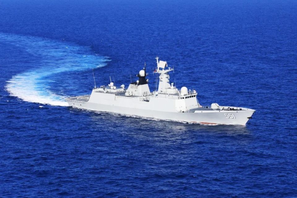 本次海军节盛况空前，17城30余舰，075、071、054Ag开放参观_腾讯新闻
