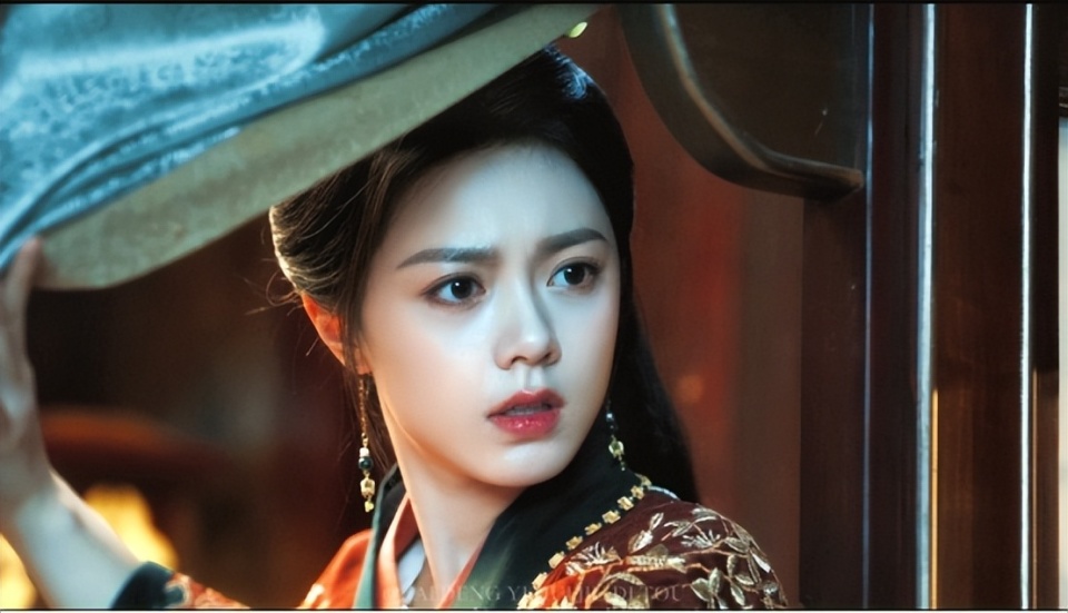 赵今麦古装造型好惊艳!卸下大浓妆,这才是她的舒适区