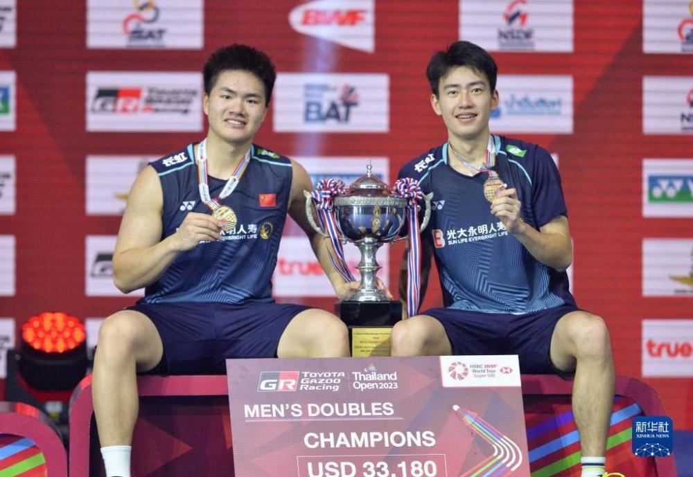 羽毛球泰国公开赛梁伟铿王昶男双夺冠