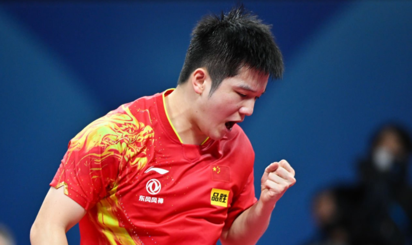 03樊振东惨败沮丧摇头马龙夺冠获世乒赛名额握拳庆祝