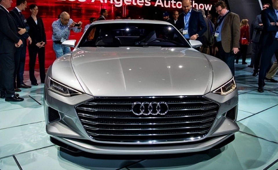 国内首辆"奥迪a9"抵港!双门四座,内饰不再套娃,或卖140万-腾讯新闻