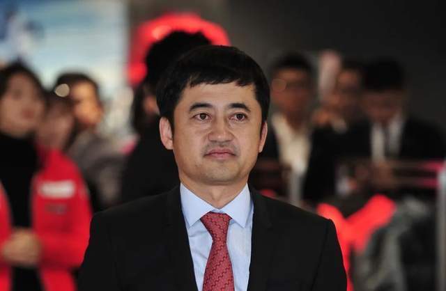 安踏丁世忠，“收”出一个世界运动帝国_腾讯新闻