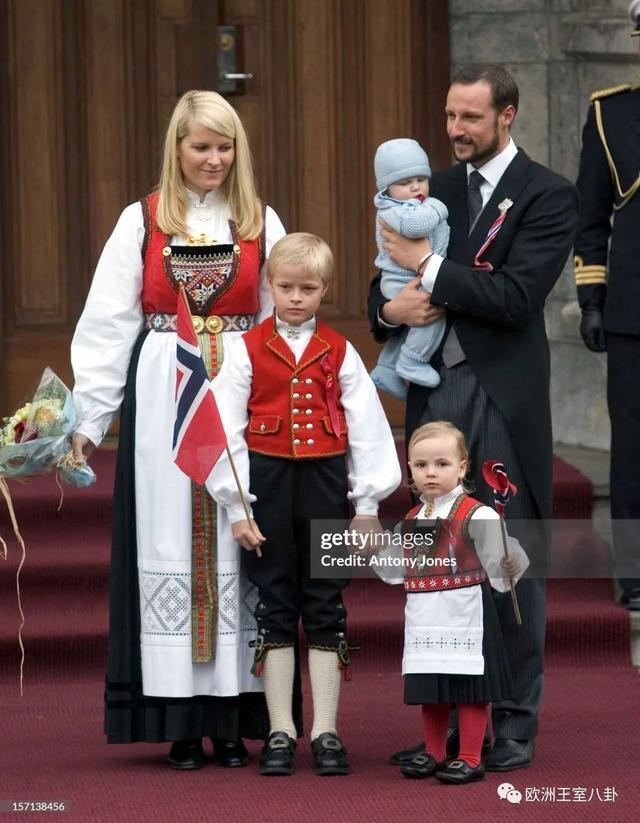 他们的十年:挪威王储哈康&王储妃梅特_腾讯新闻