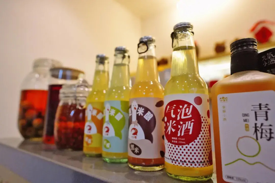 是谁在秦岭深处开了一家小酒馆,只卖中国酒