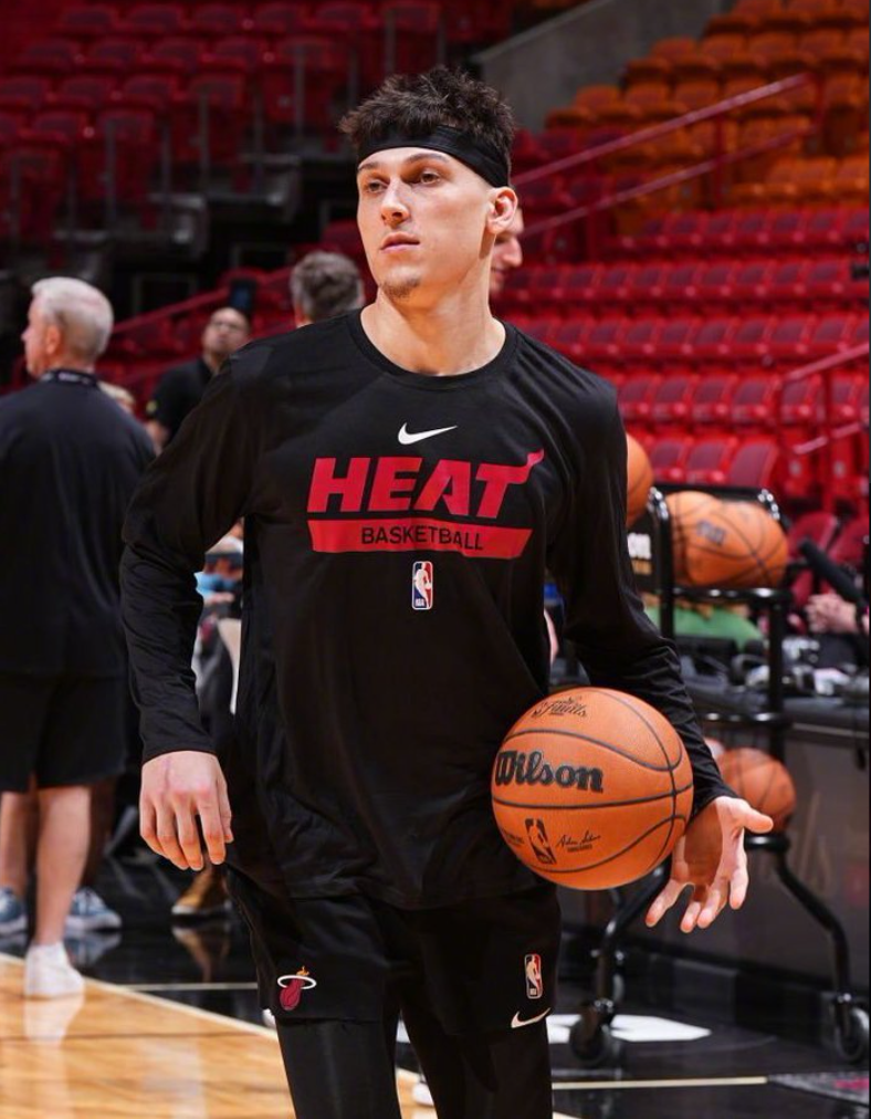 热火不要的却是太阳座上宾 比尔希罗真是同一档次?_腾讯新闻