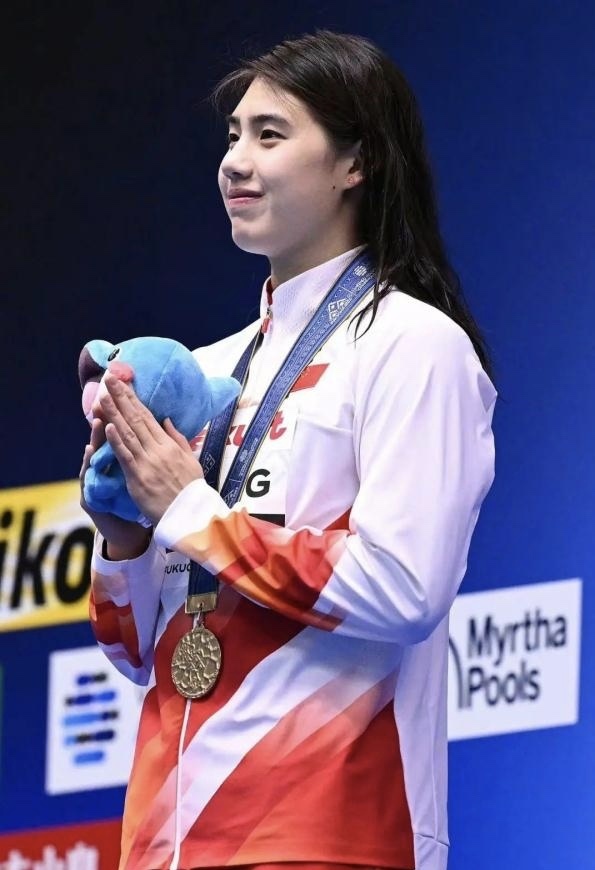 泳者|专访张雨霏:享受这一年的挫折,期待亚运会打破