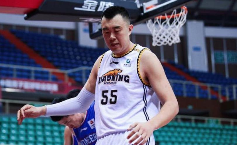 杨鸣下棋意味明显浙辽战一变动是输球主因辽篮在选季后赛对手