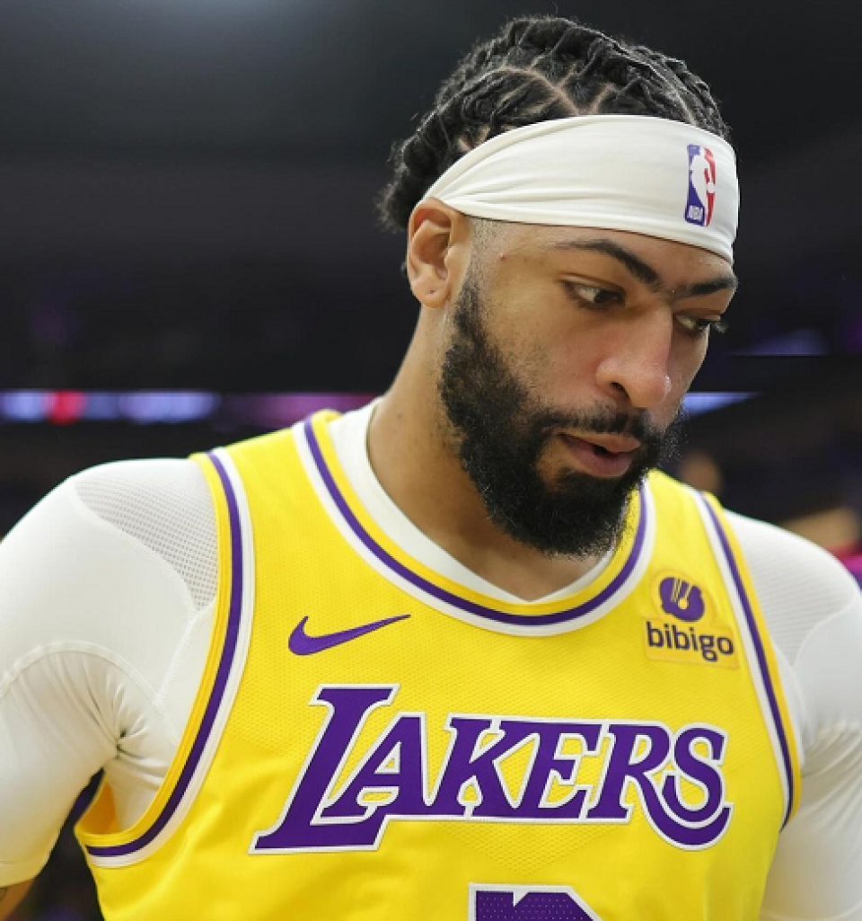 0胜10负浓眉哥遇天生克星豪言被打脸湖人惨遭国王横扫