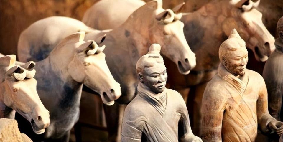 陕西一尊兵马俑裂开后,专家称智慧