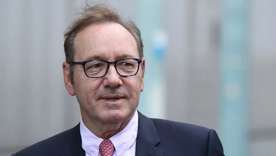 昔日奥斯卡影帝凯文·史派西自爆已濒临破产无家可归