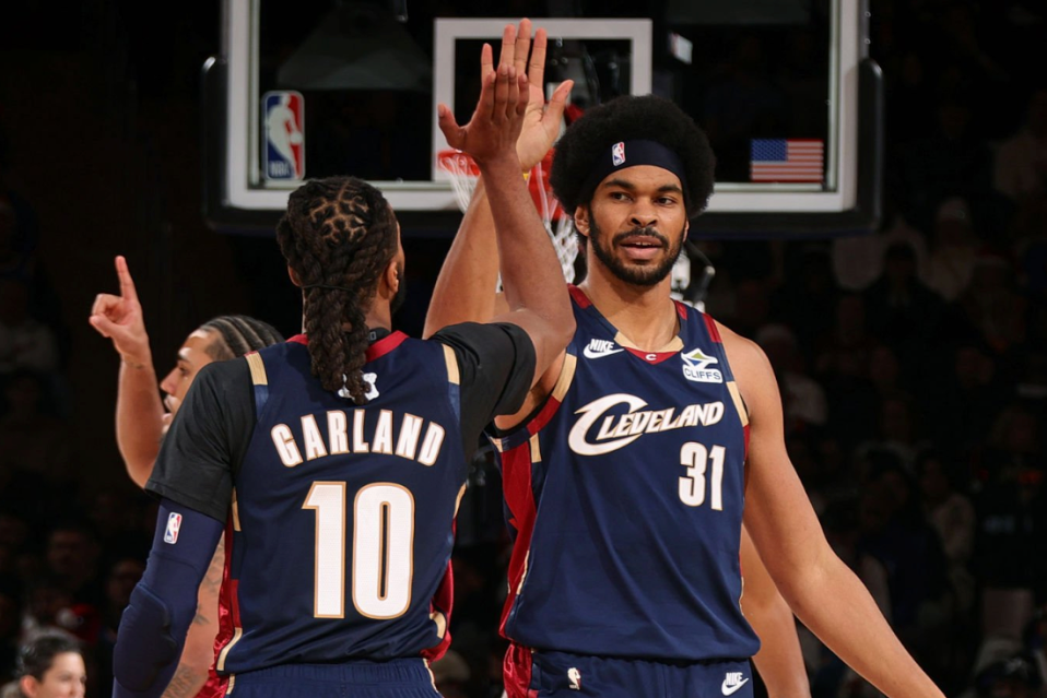 尼克斯17分逆轉騎士！布倫森34分+末節13分 米切爾34分丟超遠絕殺 - 