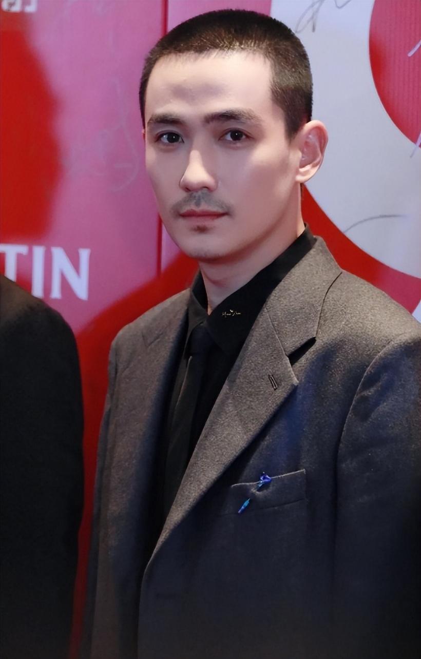 王一博被嘲"土肥圆",朱一龙撞脸梁朝伟_腾讯新闻