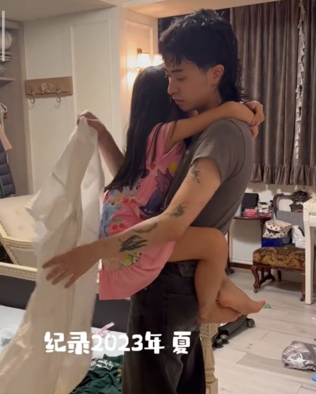 伊能静儿童节晒女儿,8岁米粒遗传爸爸秦昊高个子,越长越漂亮