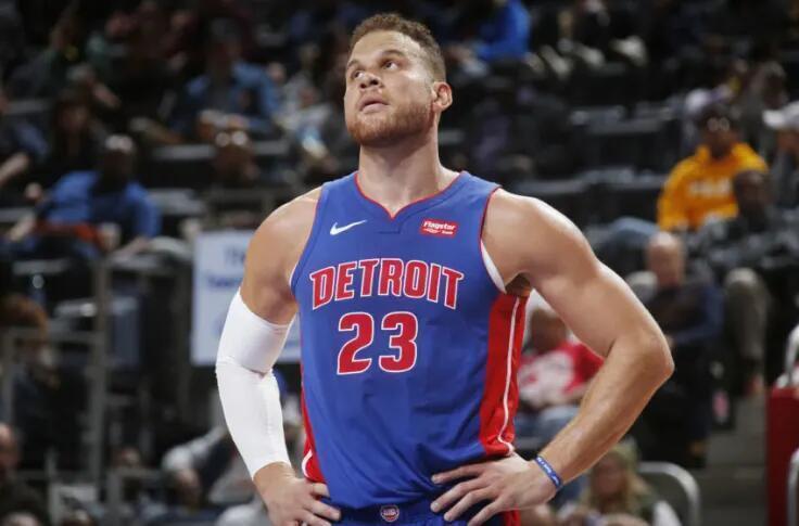 格里芬是2009年的状元秀,生涯至今效力过4支球队,分别是快船,活塞