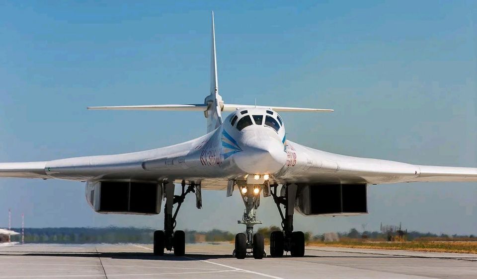 轰20实力到底有多强中国轰炸机数量质量双登顶